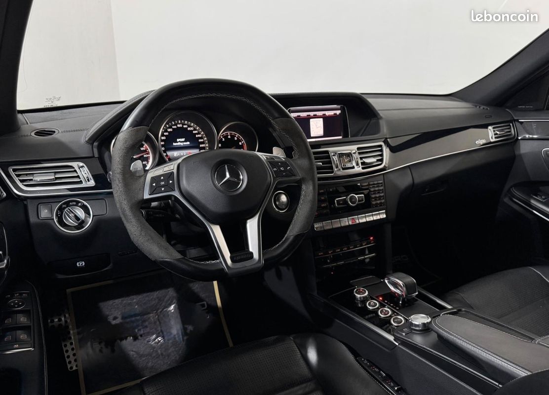 Mercedes-Benz E63 AMG S 4matic 585cv - Toit panoramique - HK - Keyless – Image 8